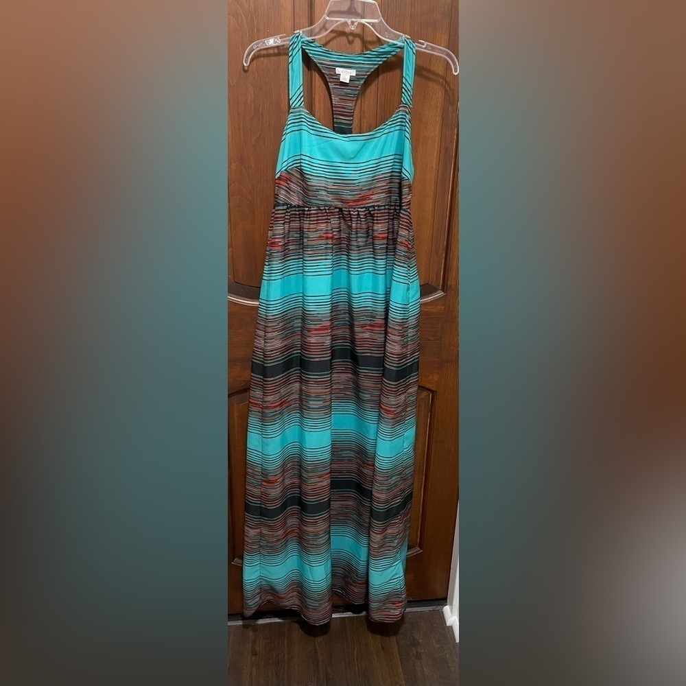 X hilarious women’s multi color Maxi Empire waist sleeve less dress size large.